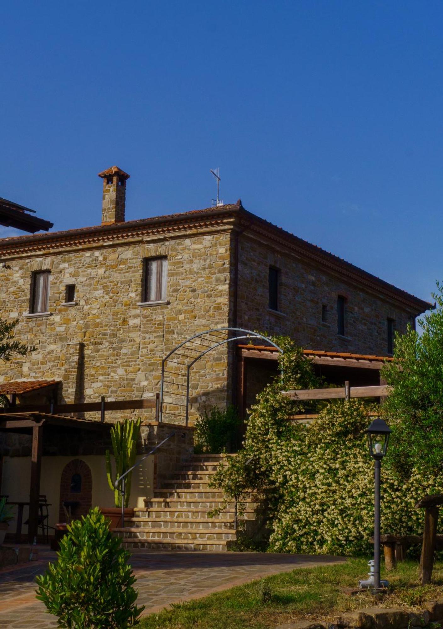 Ostigliano Agriturismo Piano Di Andrea מראה חיצוני תמונה